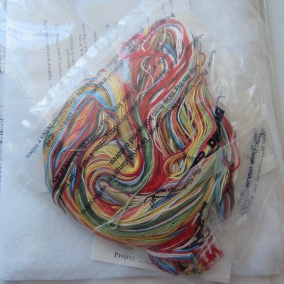 Holiday Minis Mary Engelbreit Bucilla 30 Value Pack Kit #86138, 2008 - Picture 9 of 10